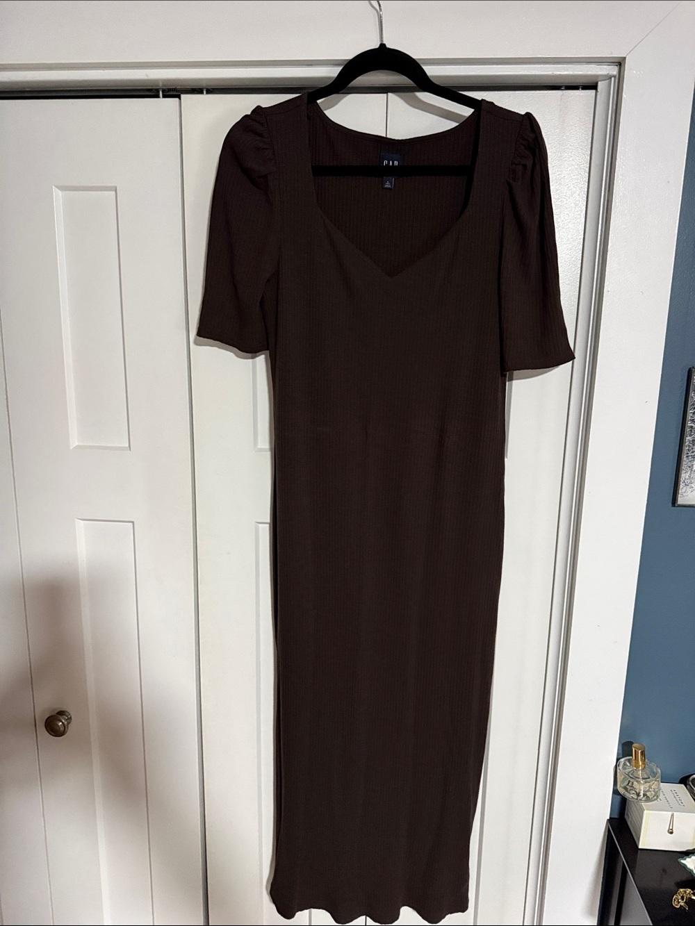 GAP Dark Brown Ribbed Maxi Dress with Puff Sleeves